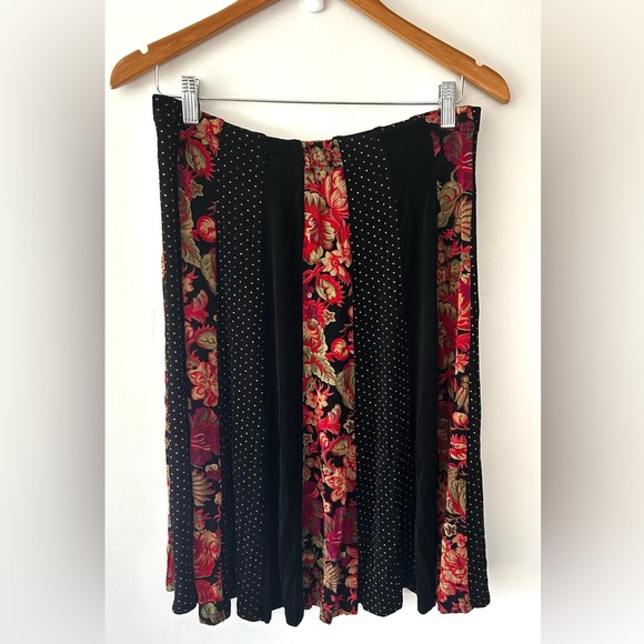 April Cornell 90s Vintage Floral Midi Skirt - Picture 2 of 5